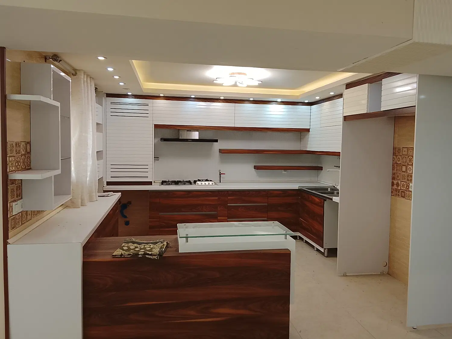 رهن و اجاره ۲خوابه تک واحدی