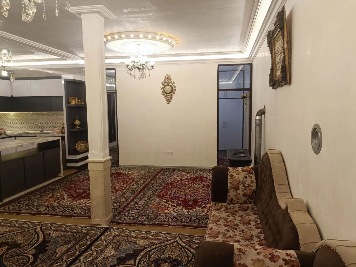 خانه در شهرک آناخاتون