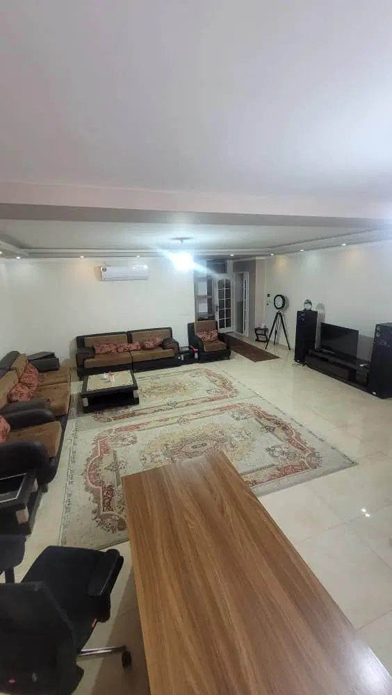 واحد آپارتمانی سه‌خواب راه‌جدا درستکار