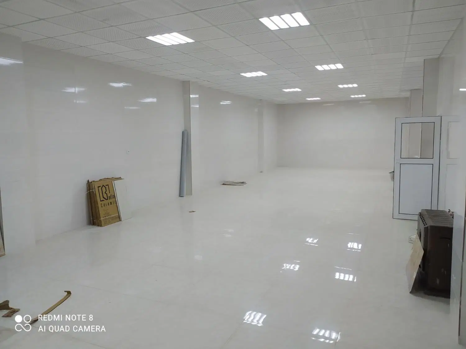 اجاره مغازه 200متر ی خیابان تمایل