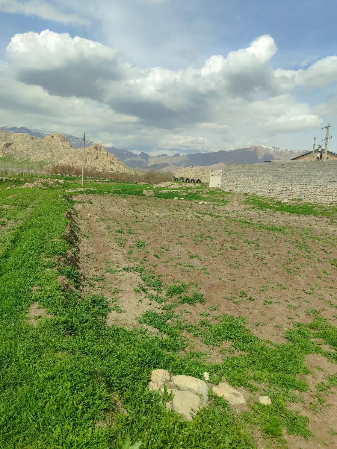 زمین مناسب باغ و طرح نزدیک به کرمانشاه