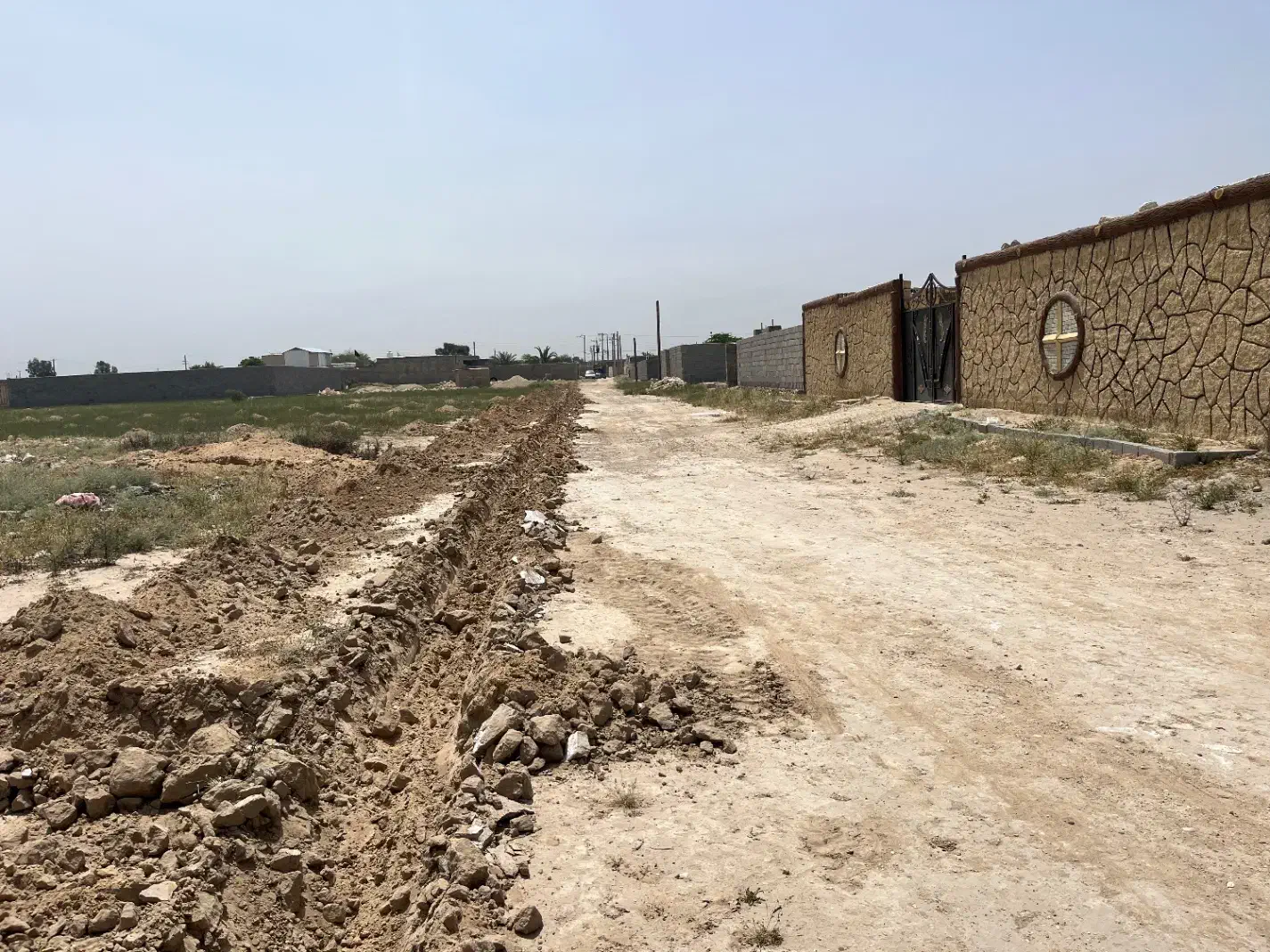 زمین ۳۵۲ متری گورک