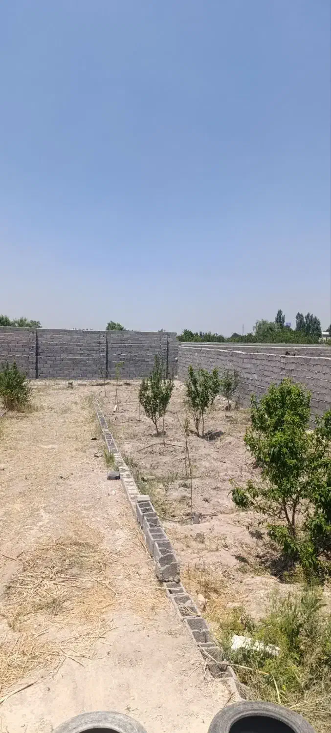 زمین چهاردیوار با موقعیت خوب