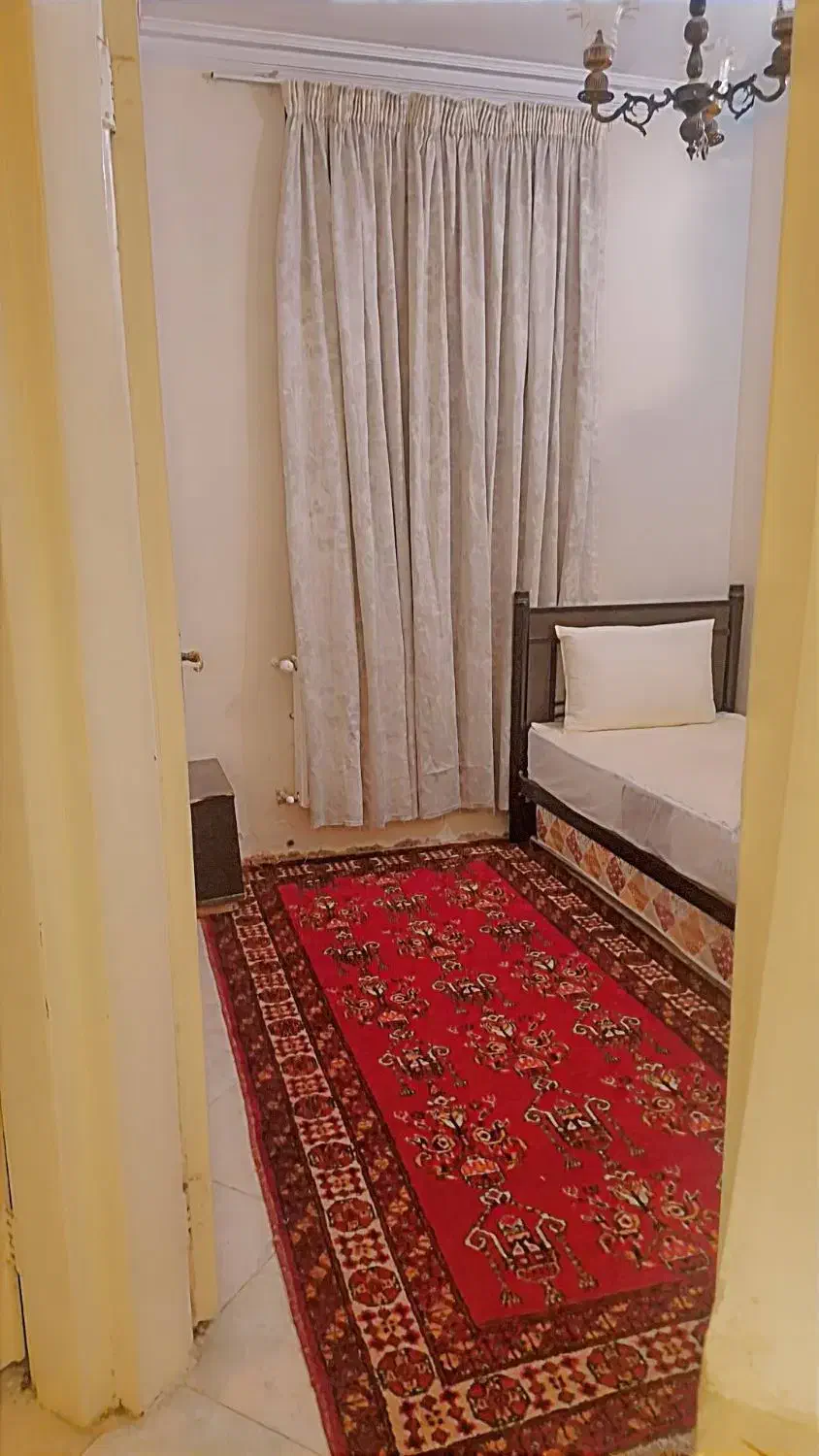 همخانه ی خانم برای خانم