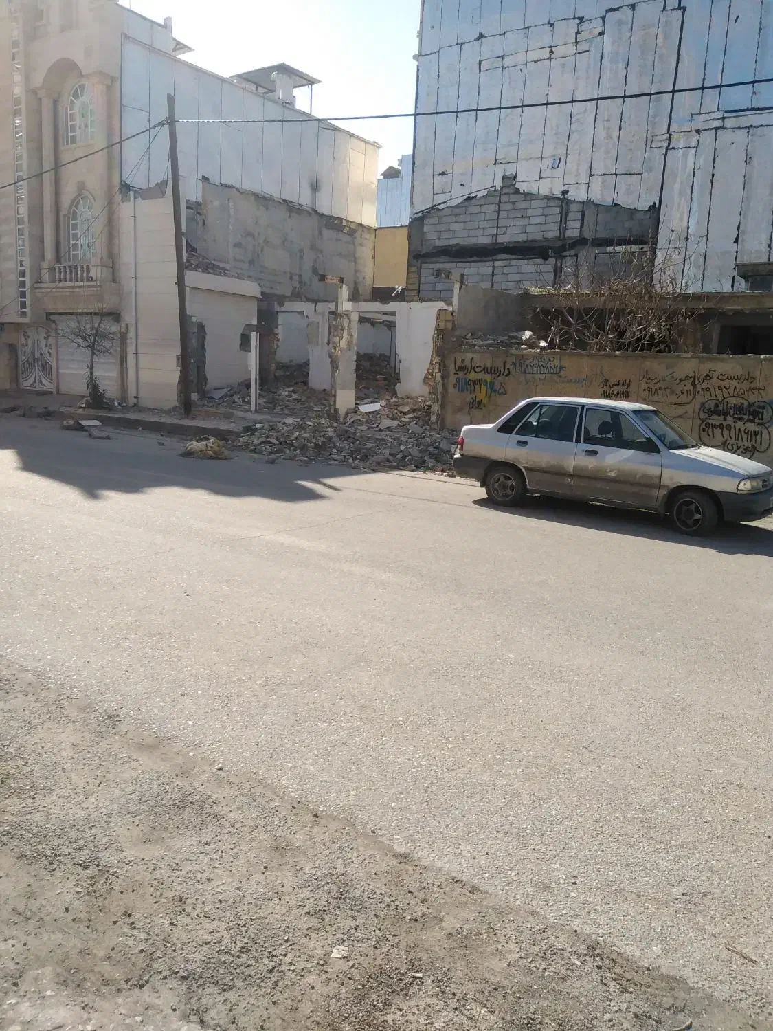 زمین مسکونی