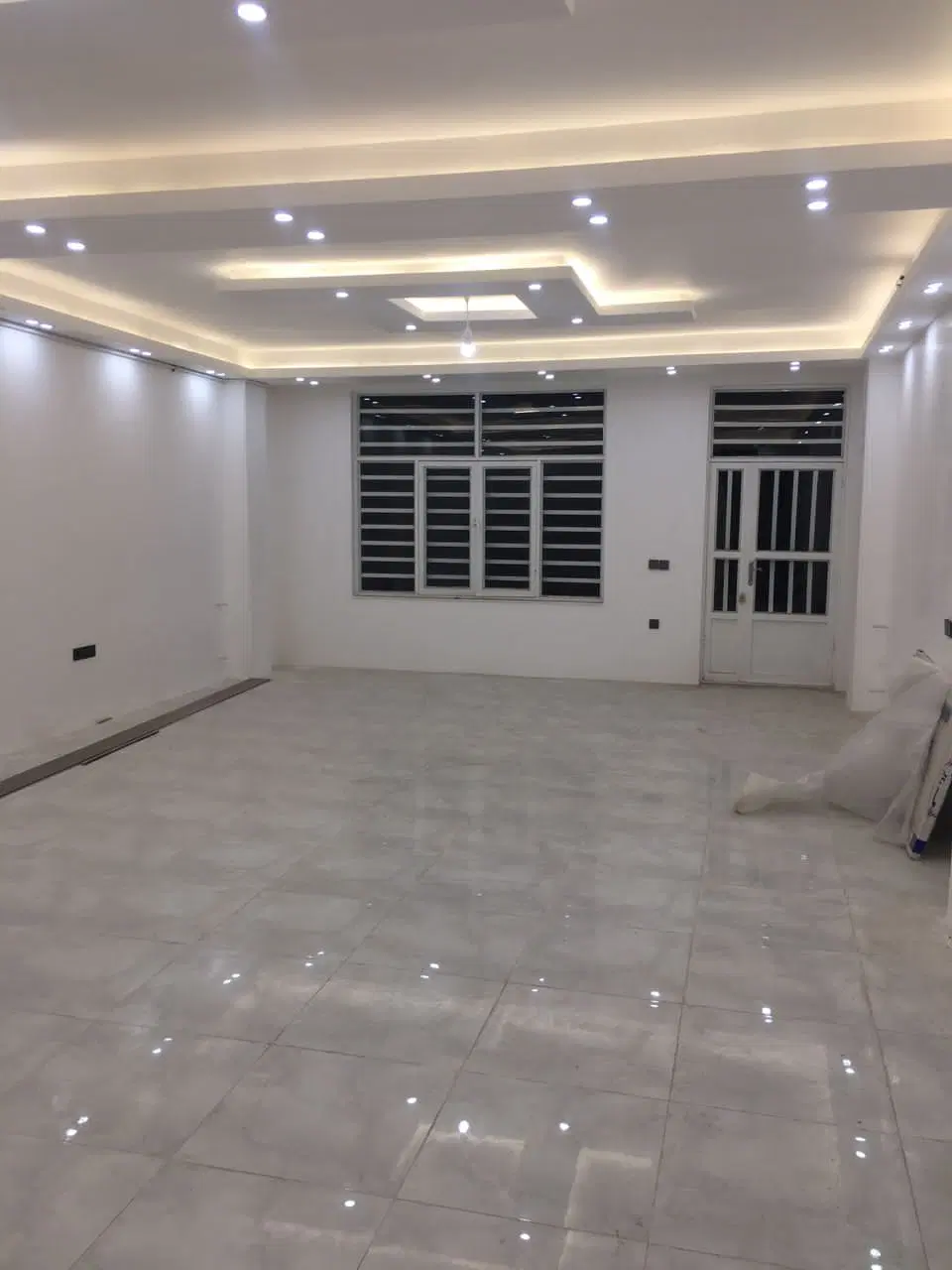 اپارتمان ۱۸۷ ۳ خواب فول امکانات