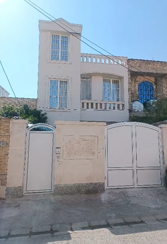 فروش منزل ویلایی حیاط دار