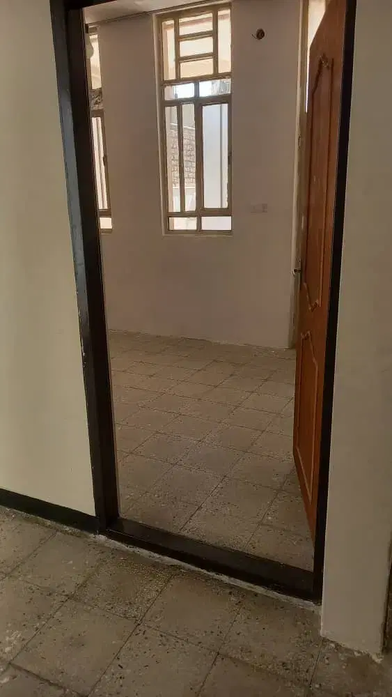 180 متر ویلایی ناصرخسرو