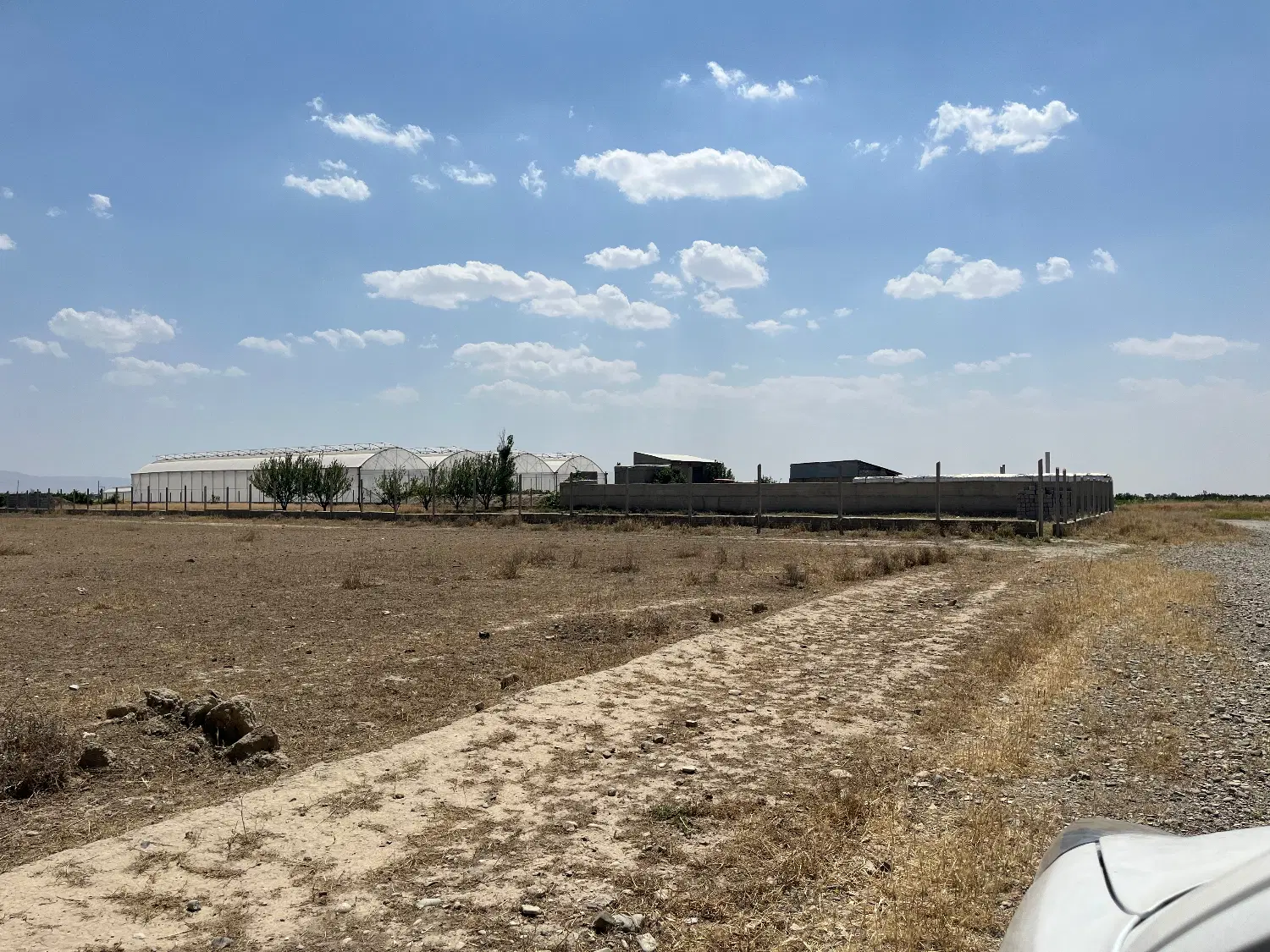 فروش ۳۱۰۰ متر زمین با امتیاز آب و برق