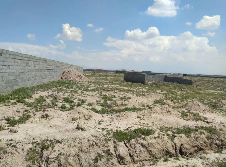 زمین حصارشده