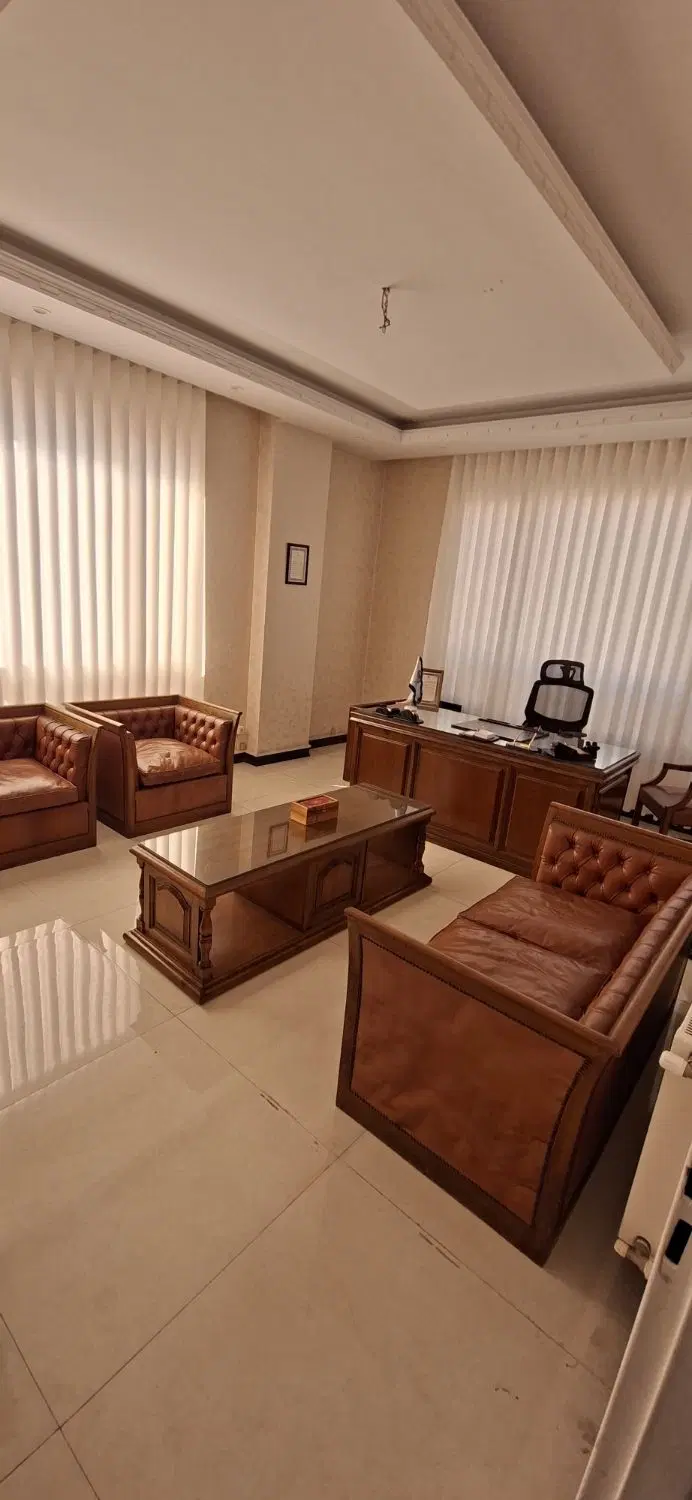 اجاره یک اتاق از دفتر وکالت