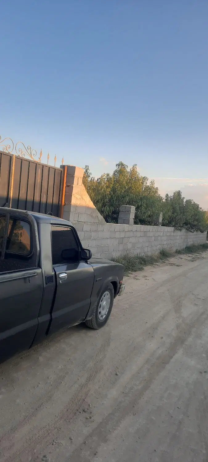 فروش باغچه شلیل در جاده نازلو ،پشت دانشگاه