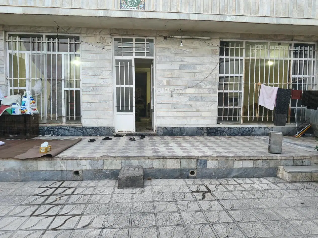 ۳۲۰ متری دوکوهک سند تک برگ