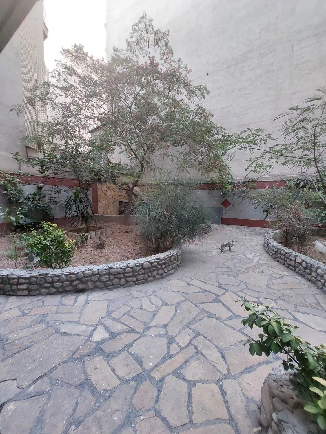 خانه دربست 170 متر در 3 طبقه