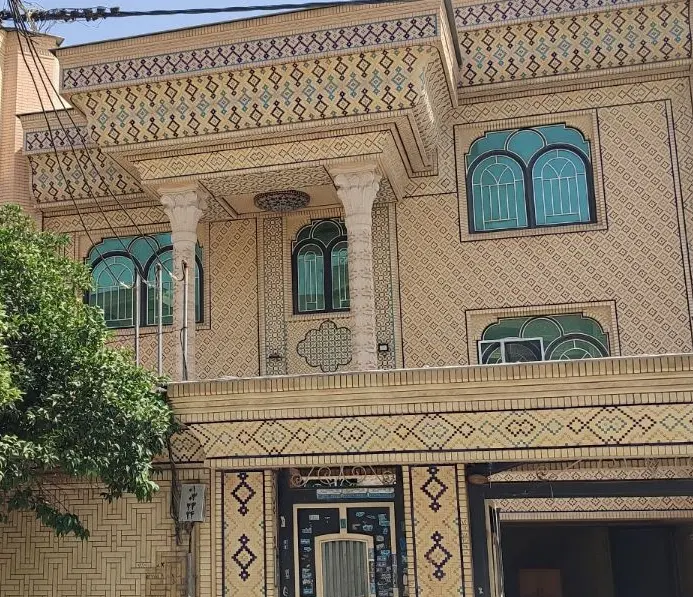ویلایی پشت باغ عفیف آباد