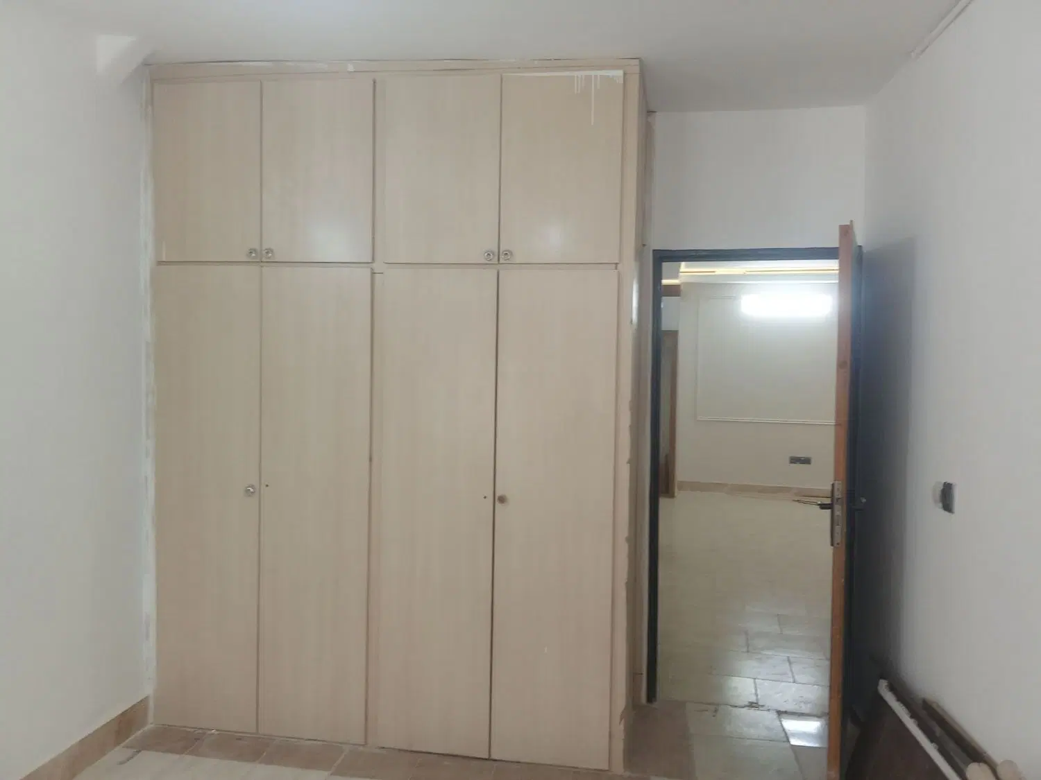 آپارتمان سر دو نبش