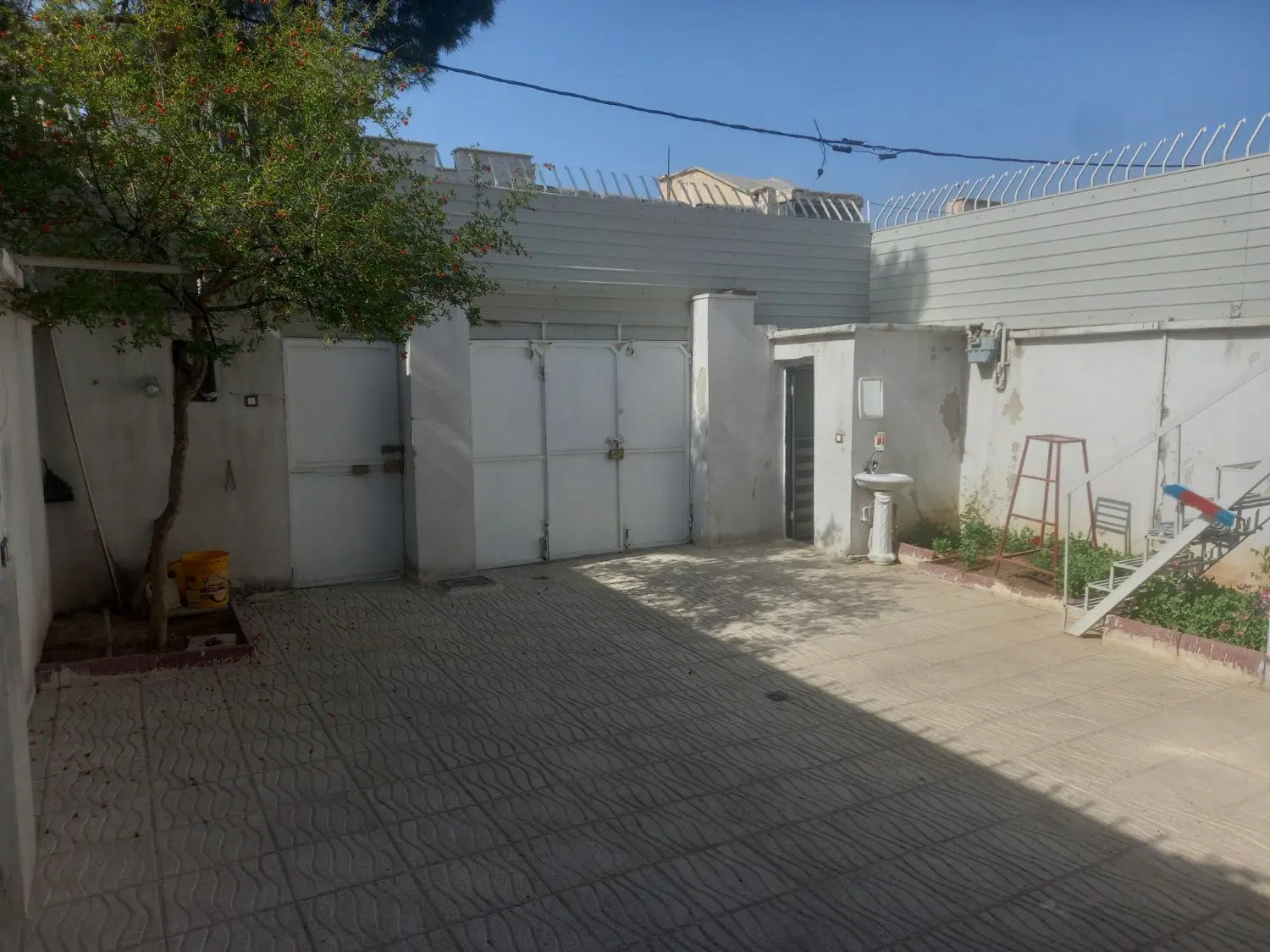 خانه ویلایی ۲۰۰ متری.رودکی صیاد شیرازی