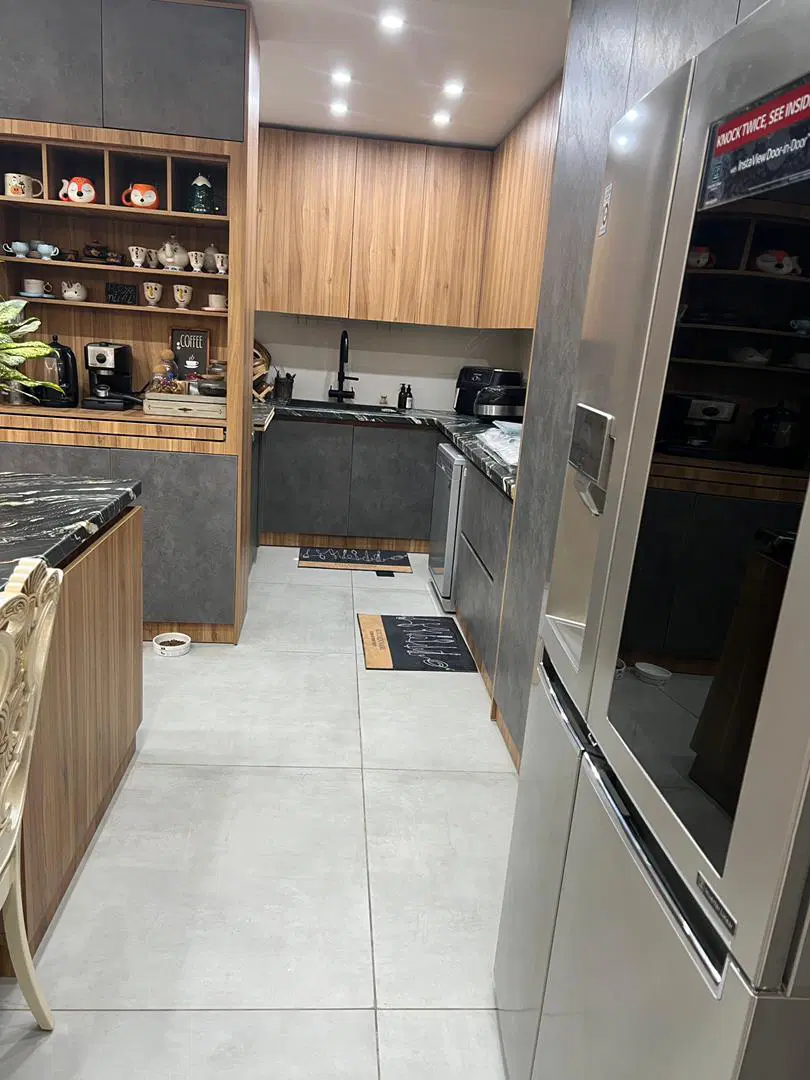 ۱۰۵ متری ۳ خواب در خیابان خرداد