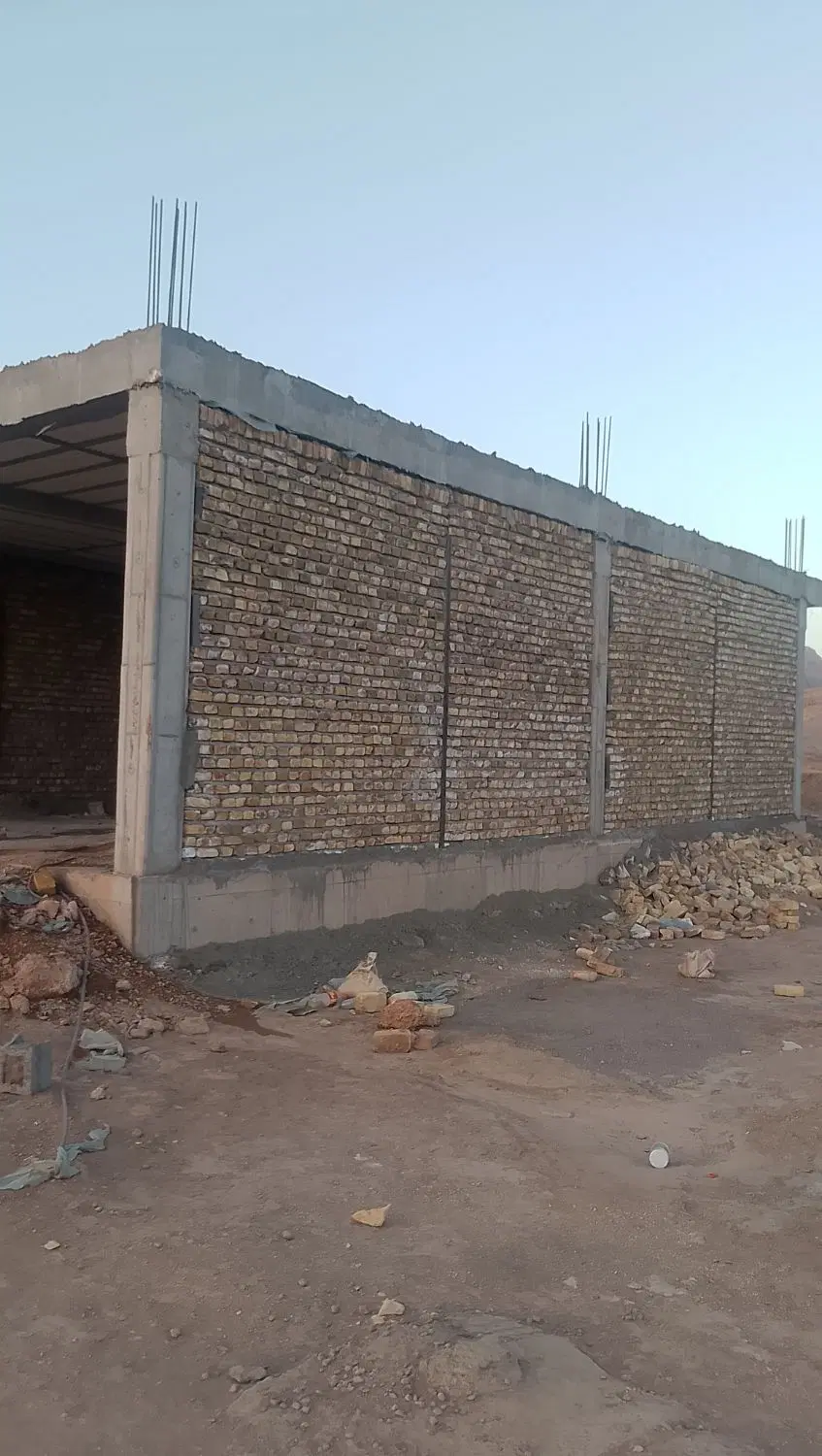 ملک نیمه کاره خیابان پهلوان