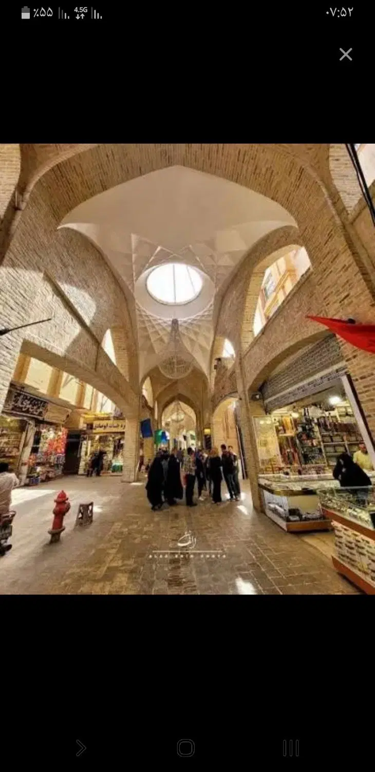مغازه بازارسرشور۴متردهنه با بالکن تخلیه زیر سقف