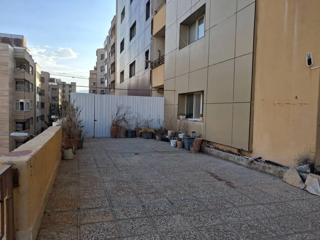 فروش 1 واحد آپارتمان 2خوابه فوق لوکس در صدرا
