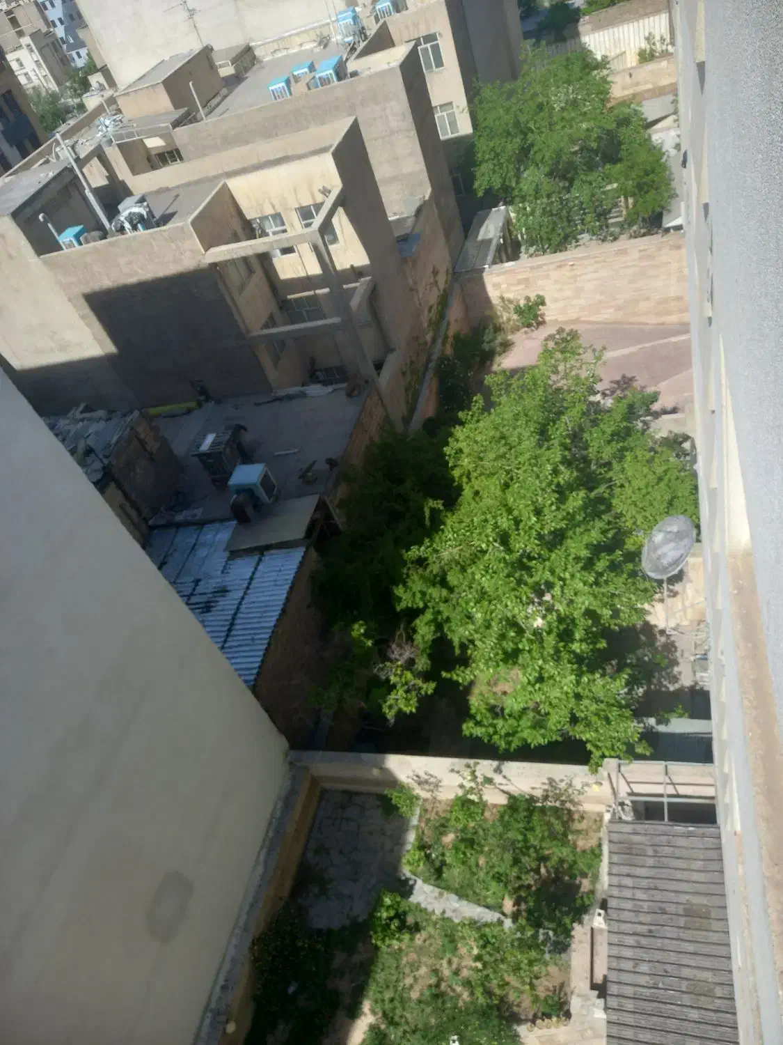 آپارتمان ۷۰متری ۲خوابه فول نیمه خام قولنامه ای