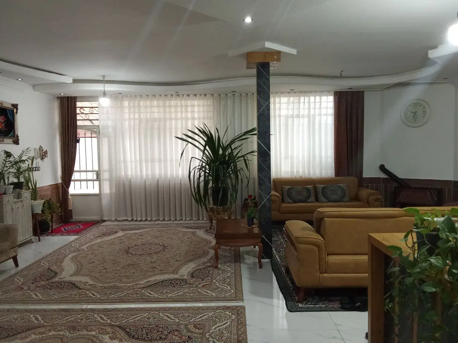 خانه بزرگ تمیز و نوساز
