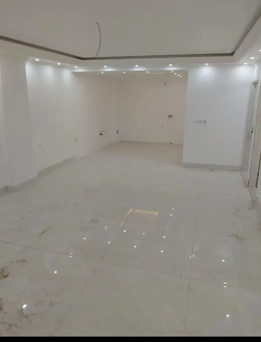 شهرک پردیسان بیدگل خانه همکف درب حیاط