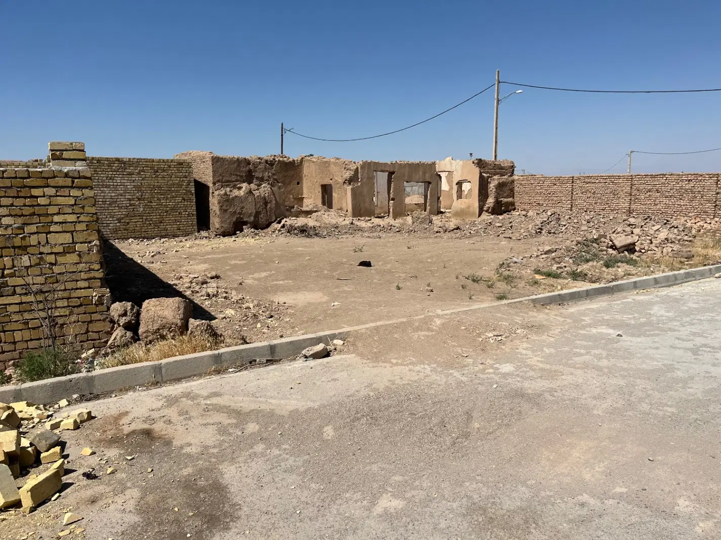 زمین مسکونی ۴۸۰متر