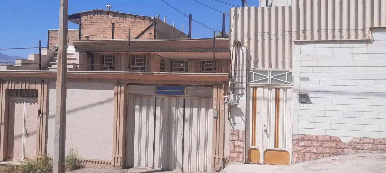 ۱۸۰متر ویلایی دو خواب ناصرخسرو(فرزانگان)