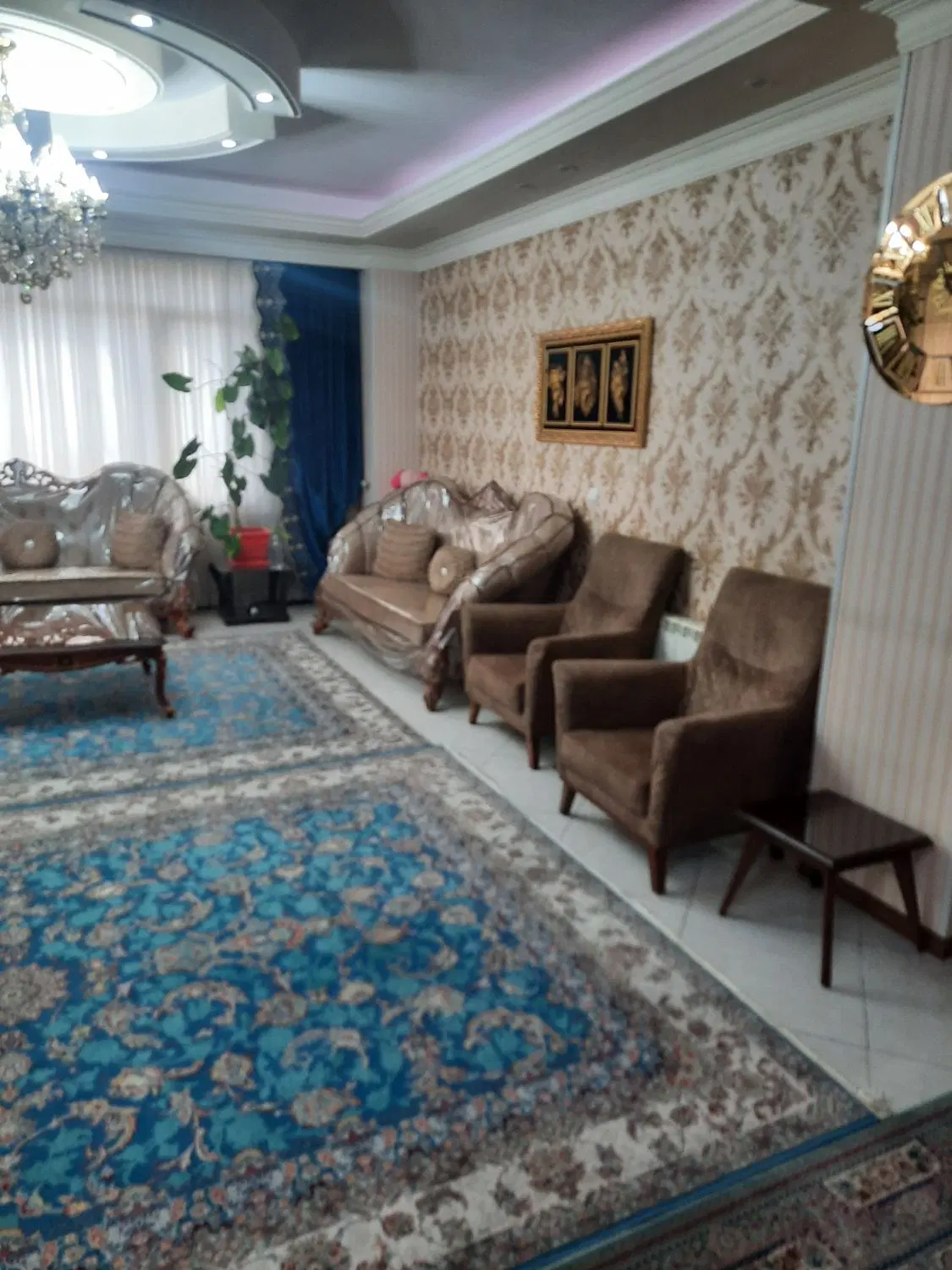 گلستان یکم آپارتمان ۱۳۸ متری ۳ خواب غرق نور