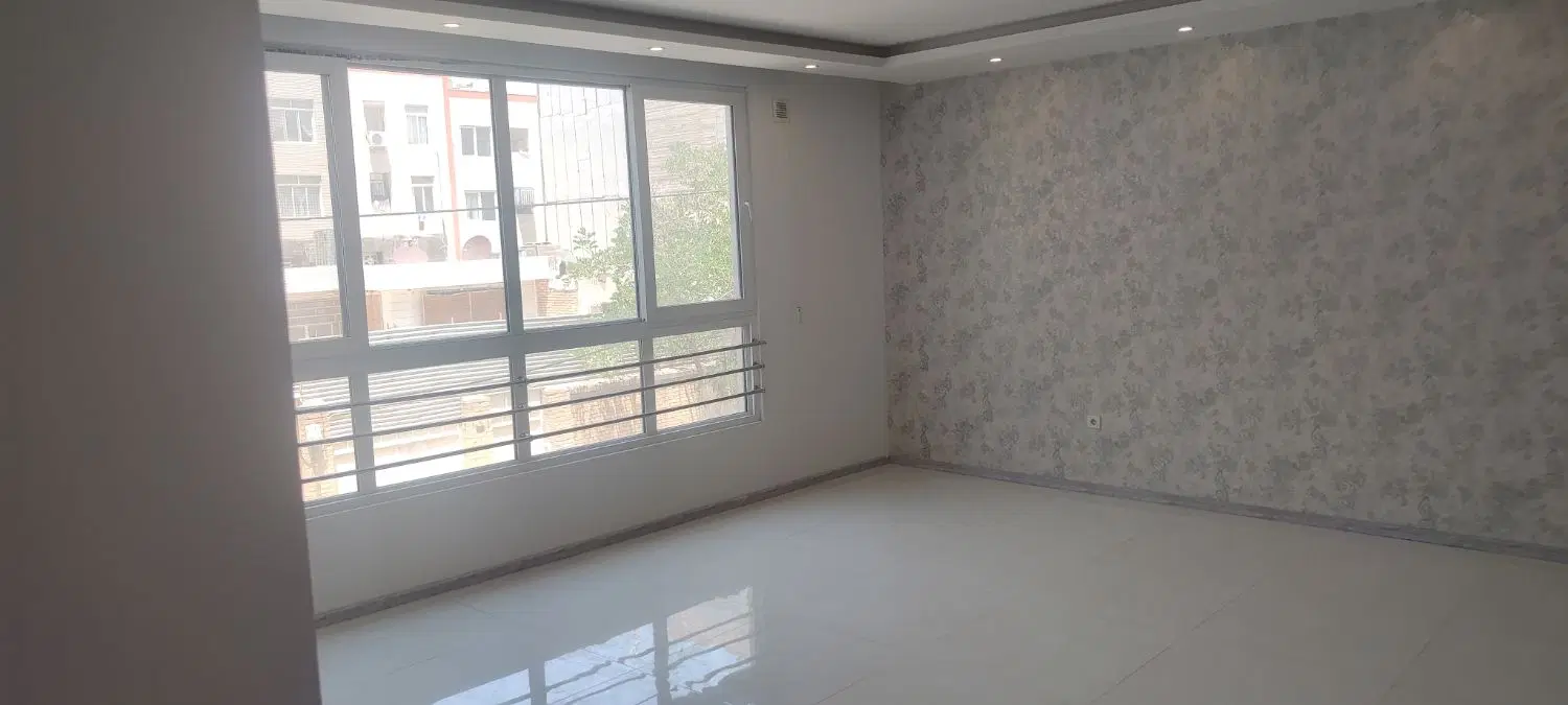 اپارتمان110متری