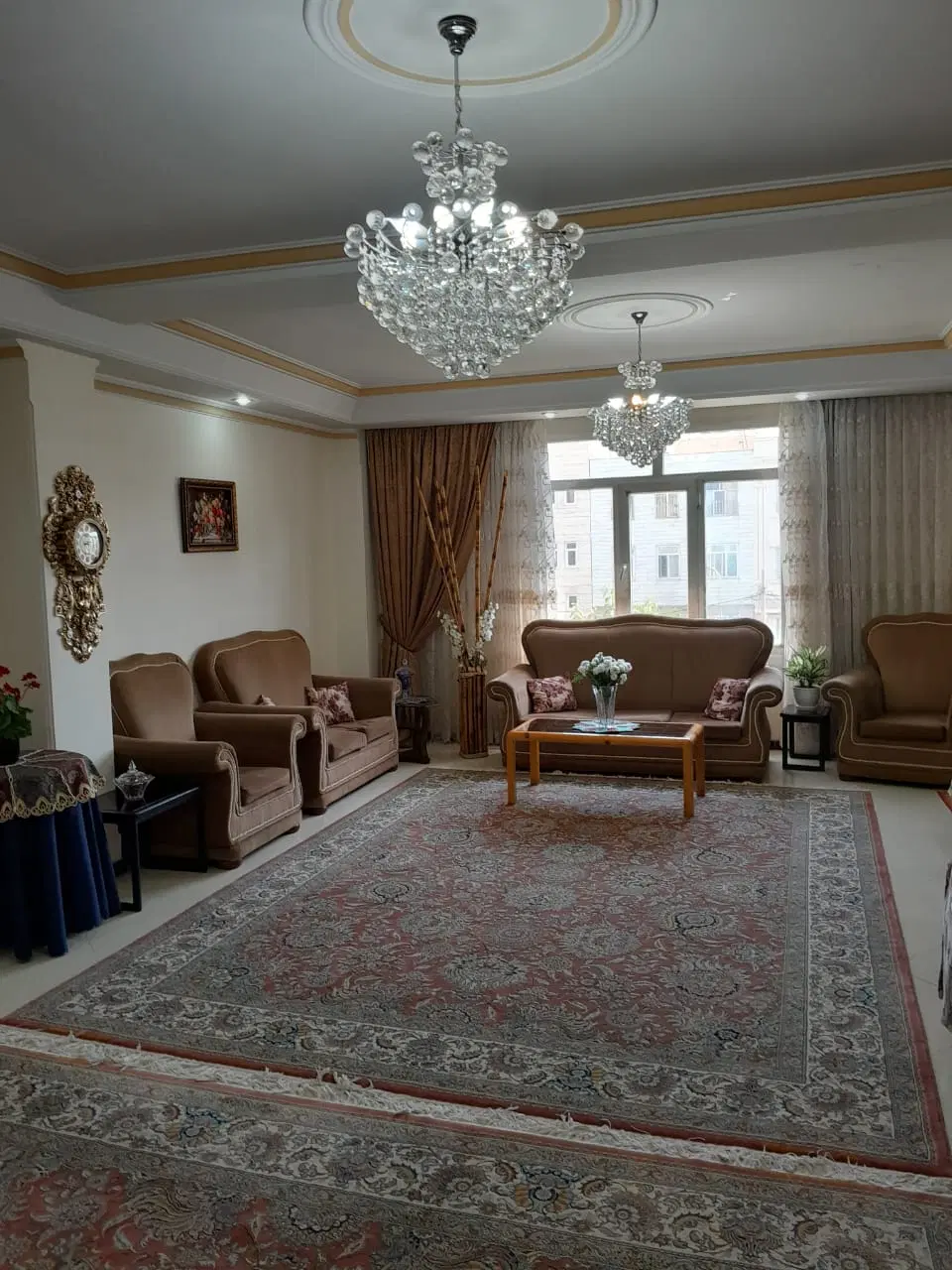 ۴۰۰ متر ویلایی _ جنوبی _شهرک چشمه_ دهکده المپیک