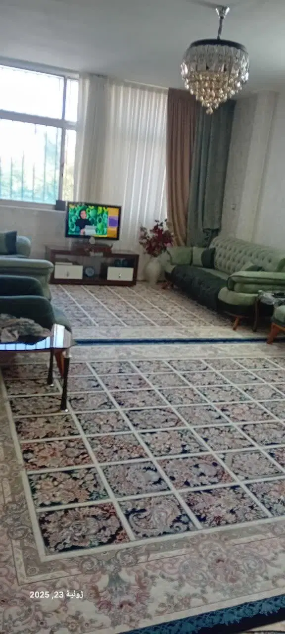 فروش ۸۰ متر طبقه اول سجادیه ۳