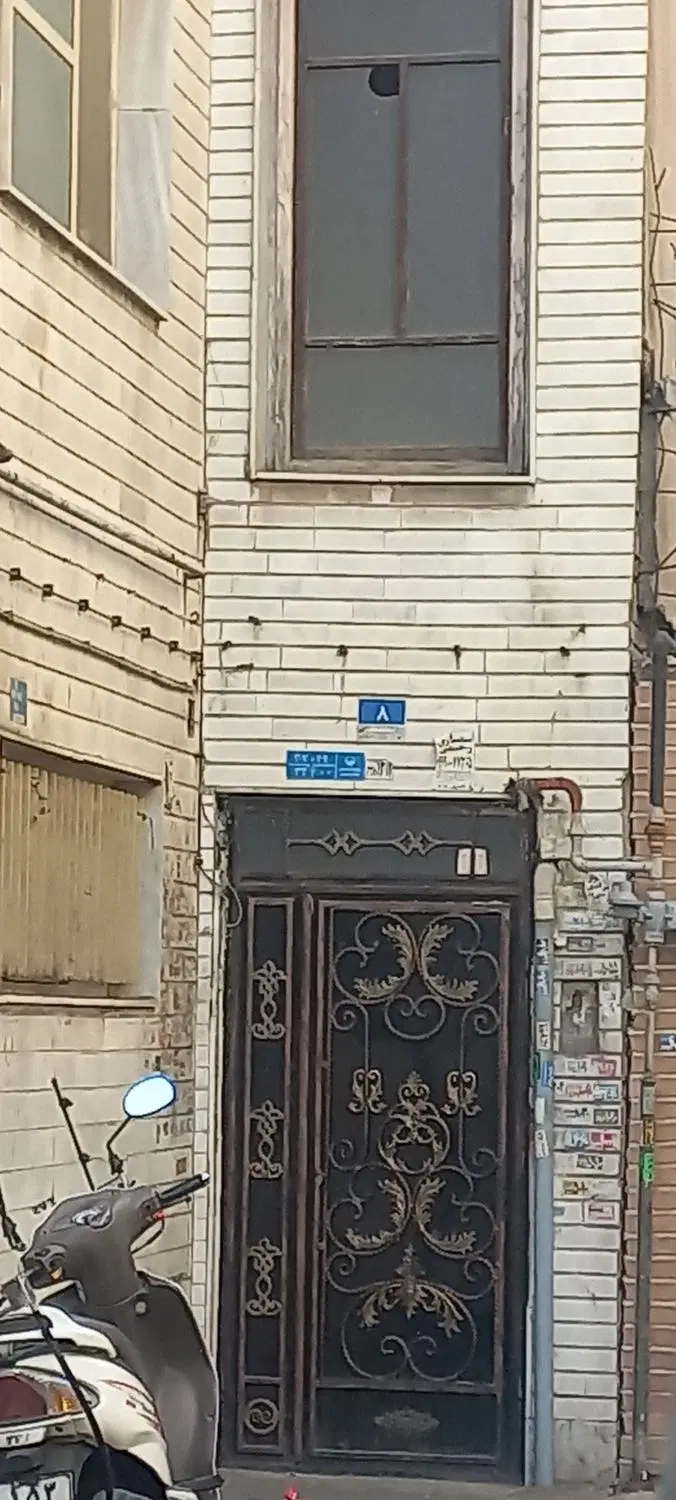 خیابان صفاری 168متر کلنگی با جواز پنچ طبقه