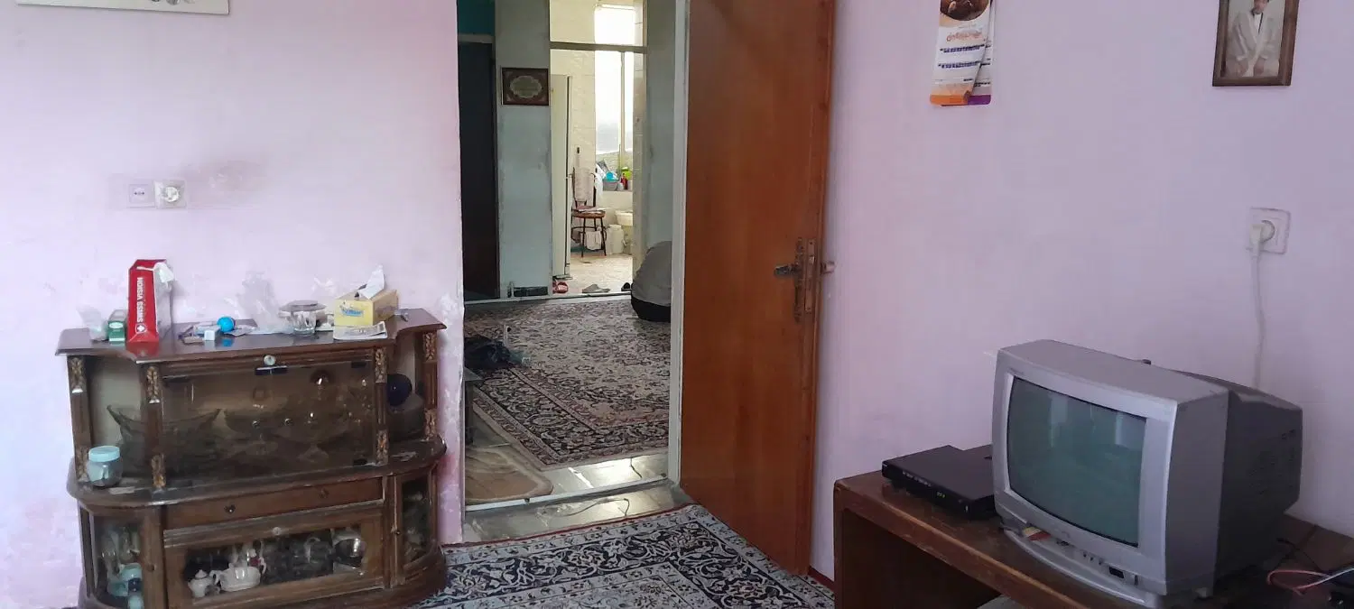 منزل ویلایی ۲۵۰ متری ۴۴ متر زیر زمین ۲ خواب