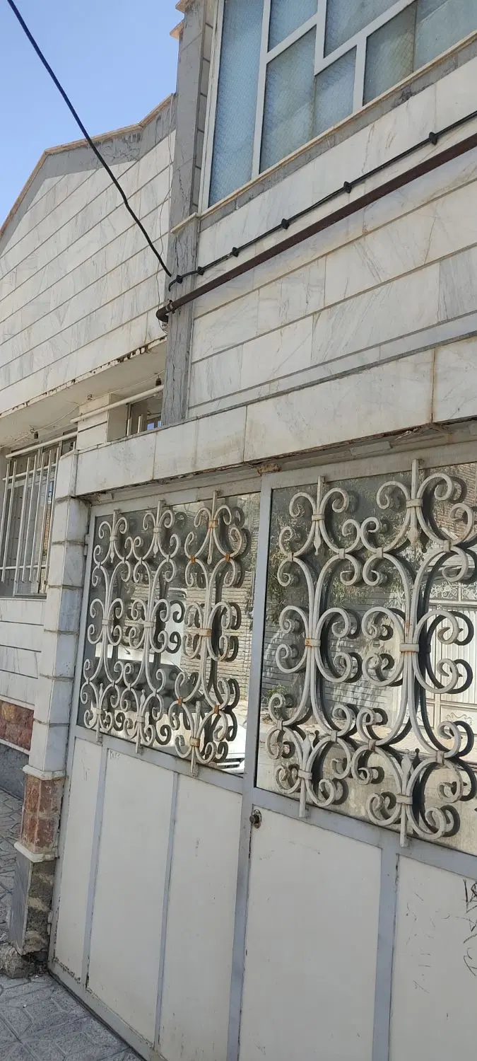 منزل مسکونی پشت بازار اول شمالی