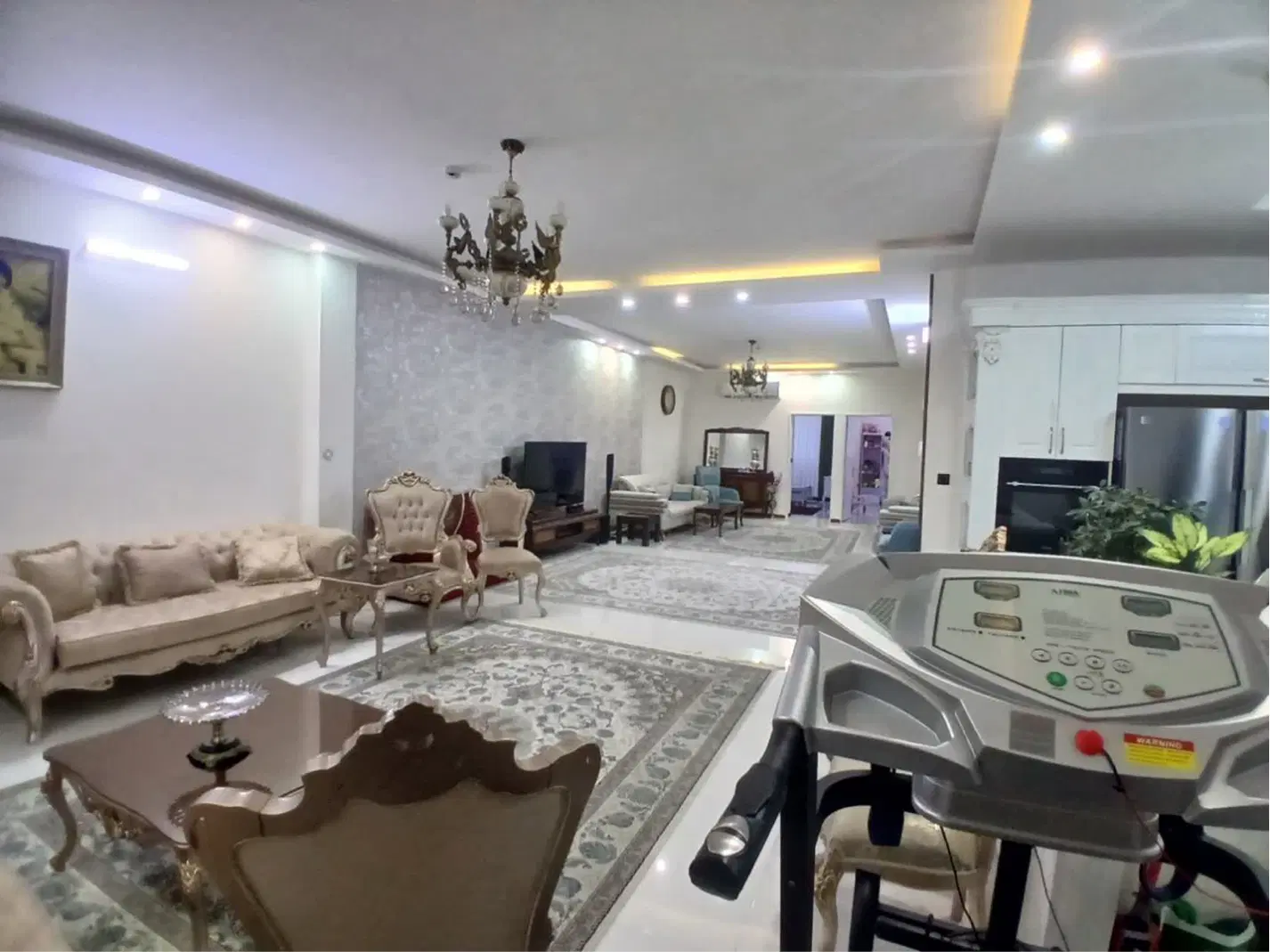 آپارتمان ۱۶۷ متر بهورز سنددار