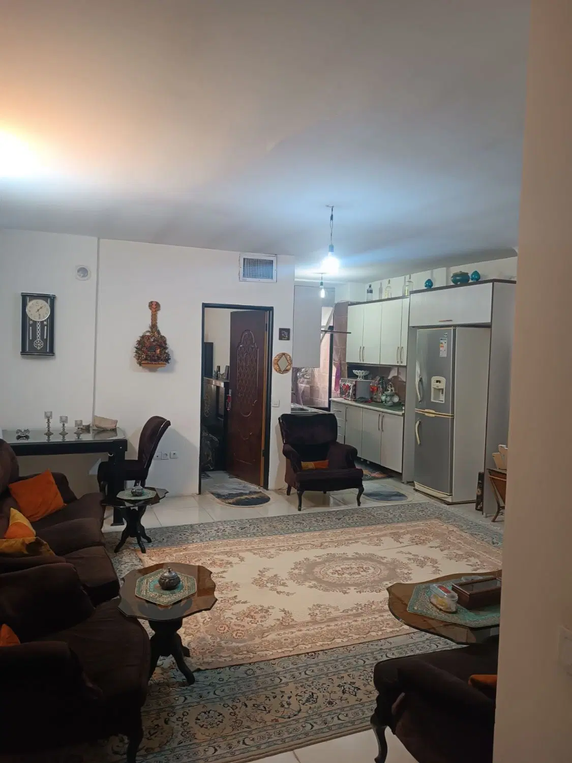 70متری فروشی