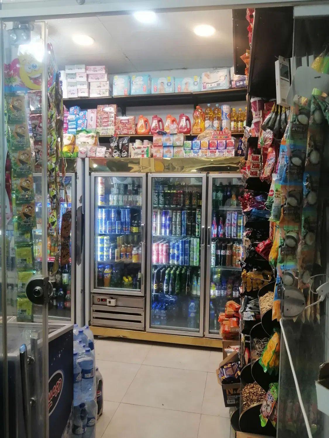 واگذاری سوپر مارکت سر چهار راه شازده قاسم