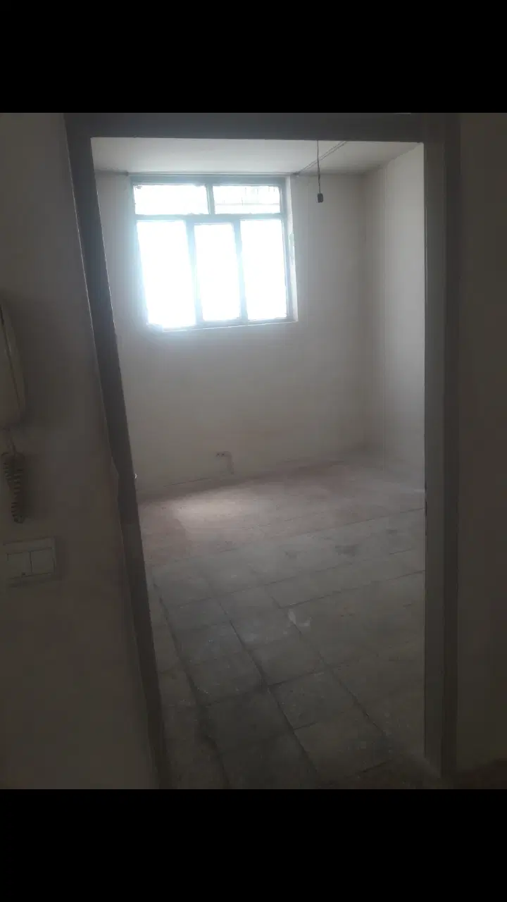 اجاره انبار یا مجرد موجه یک نفر