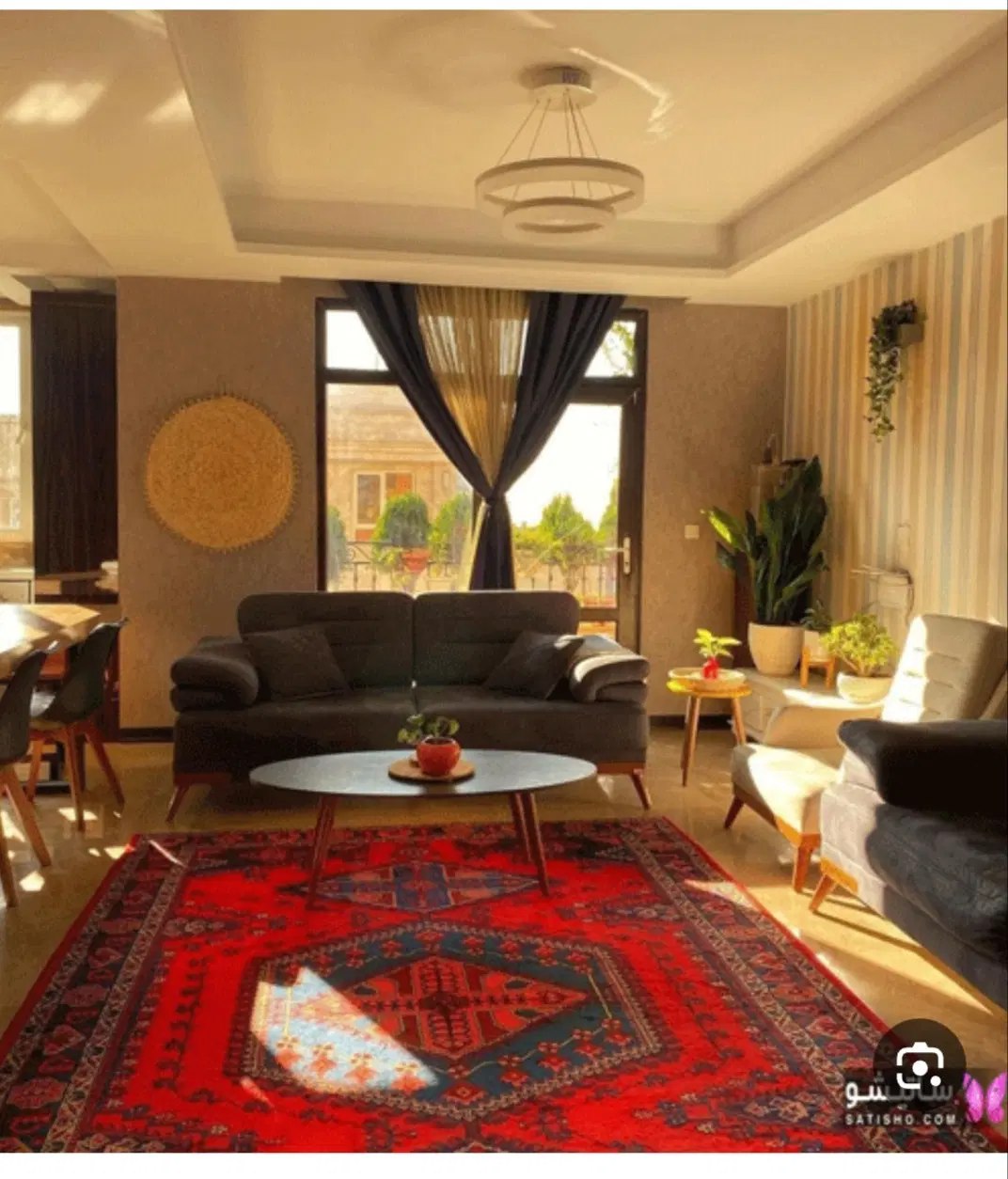 منزل ویلایی 200متری شهرک معلم