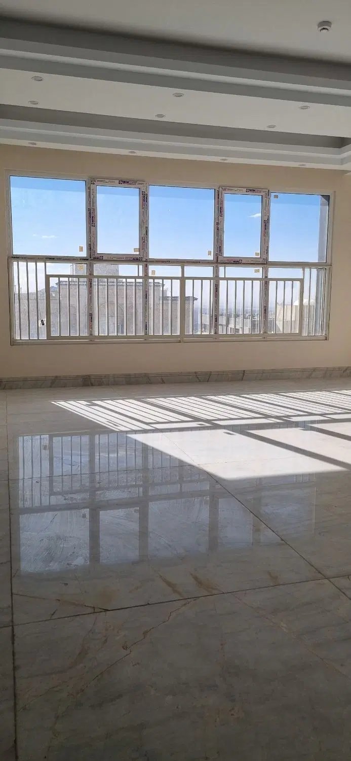 170متر.نوساز.2پارکینگ سندی. روبه آفتاب ونما