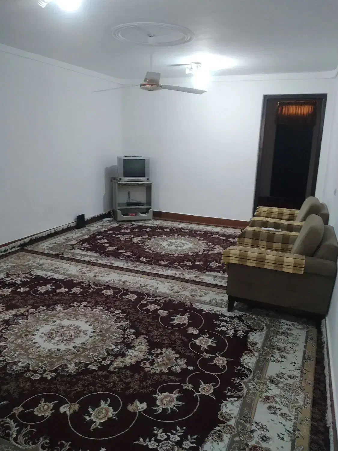 سوئیت اجاره ای عظیمی مازندران گلوگاه