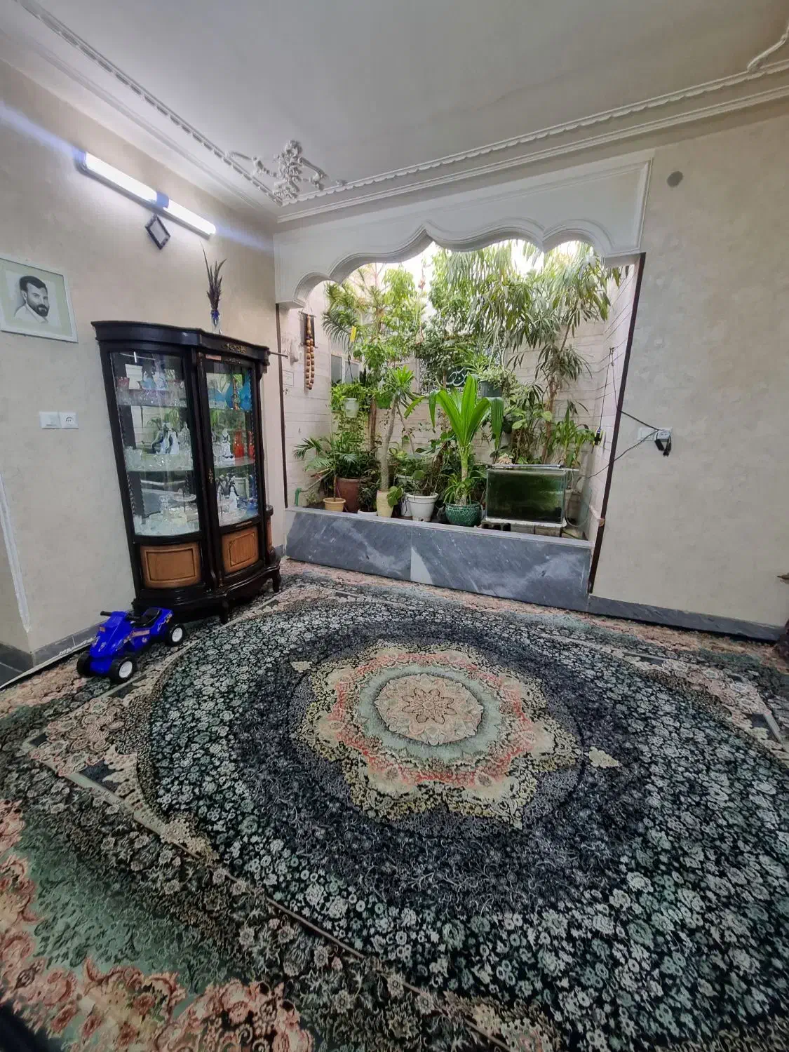 ۲۲۵ متر منزل ویلایی درب حیاط