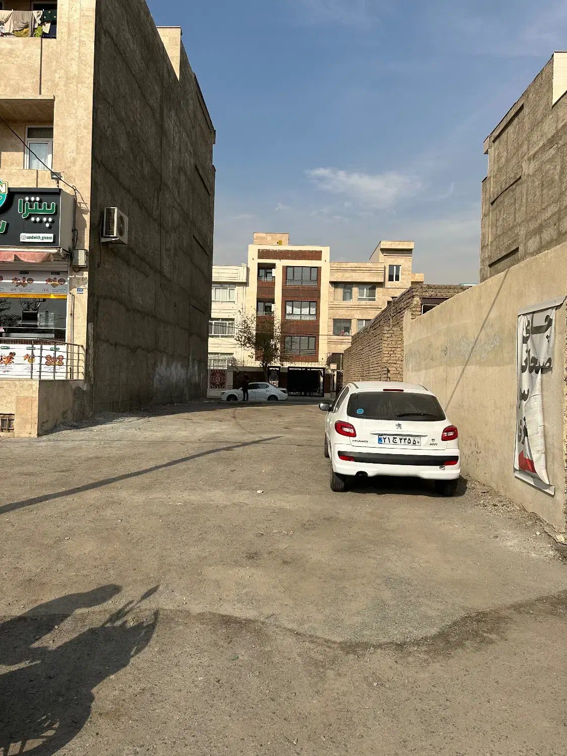 زمین۲۰۸متری دوکله موقعیت  تجاری ،مسکونی دریاچه