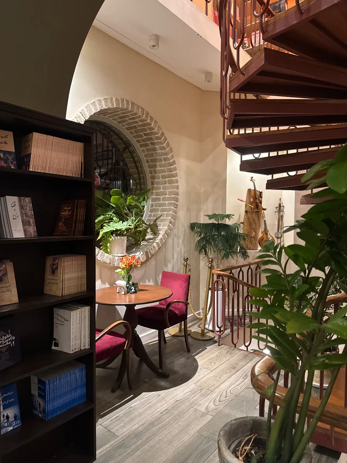 فروش ۲۵۵ متر کلنگی (خیابان مطهری) کنگاور