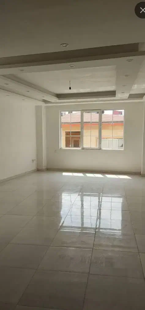 آپارتمان ۱۱۰ متری یخسازی