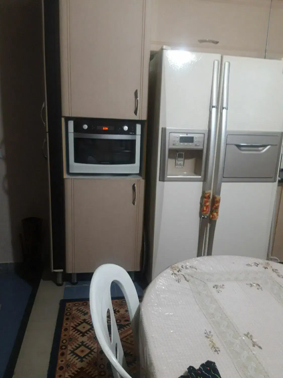 یک واحد ساختمان ۱۰۰متری خیابان دانشگاه