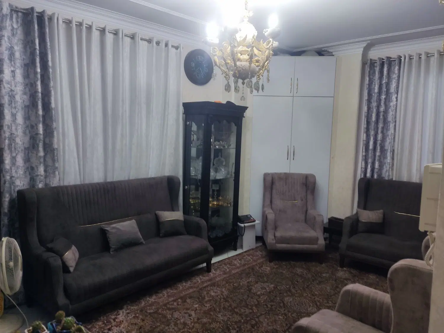 واحد 42 متری اجاره